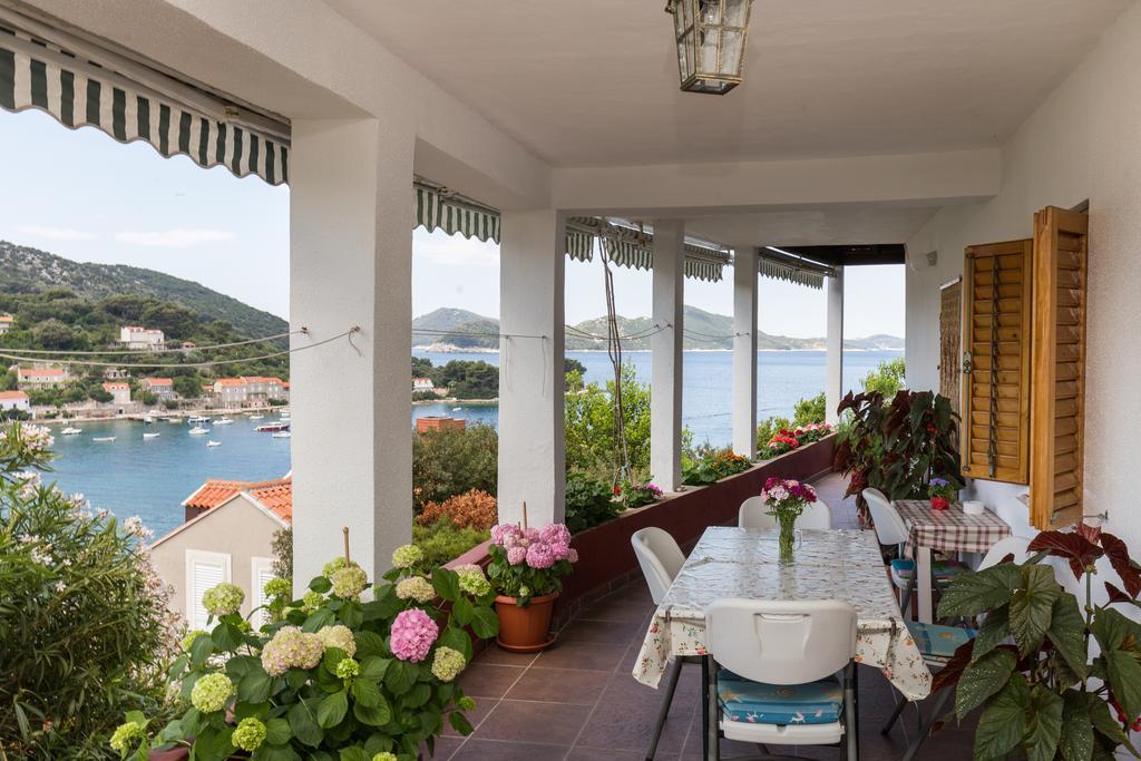 Apartments Miskovic Donje Celo ภายนอก รูปภาพ